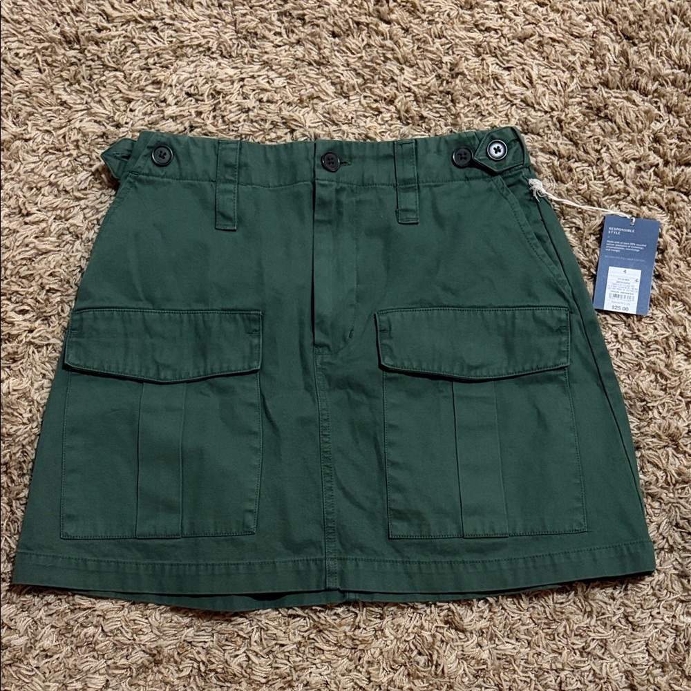 Universal Thread Forest Green Cargo Mini Skirt size 4